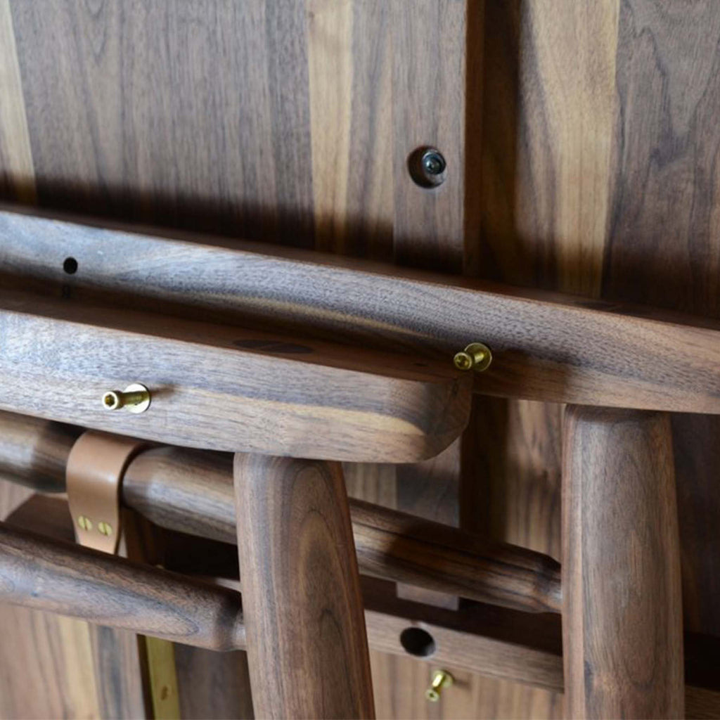Round Nomad Dining Table